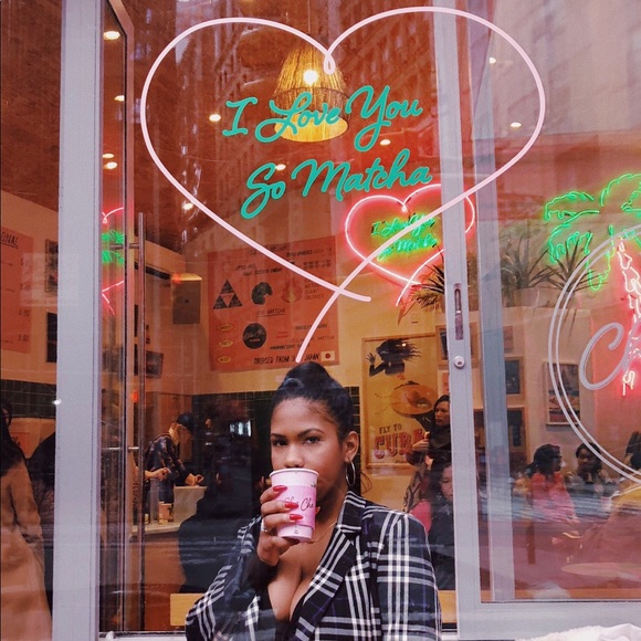 Meet your Posher, Heather - Picture 5 of 6